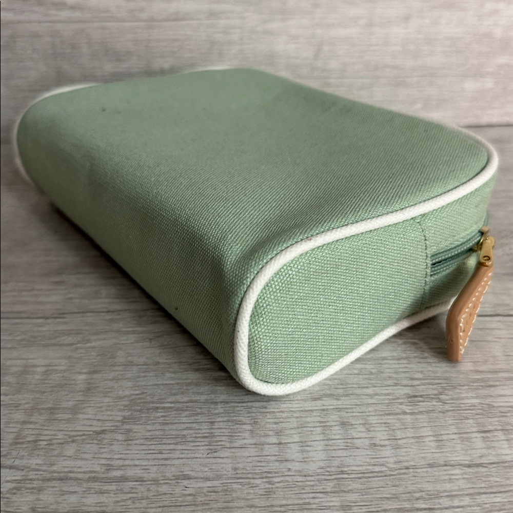 Aerin Lauder signature cloth makeup bag in Sage; NWOT - Picture 8 of 8